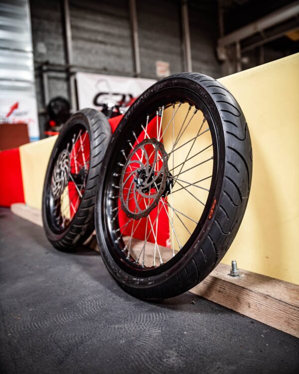 Kit de roues 17" Supermotard - Sur-Ron Light Bee – Image 6